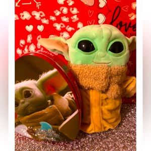 The Mandalorian Plush & Heart Shaped Tin w/ chocolates